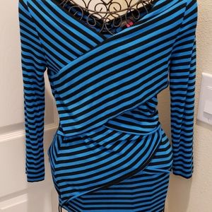Vince Camuto Turquoise and Black Top Sz XS